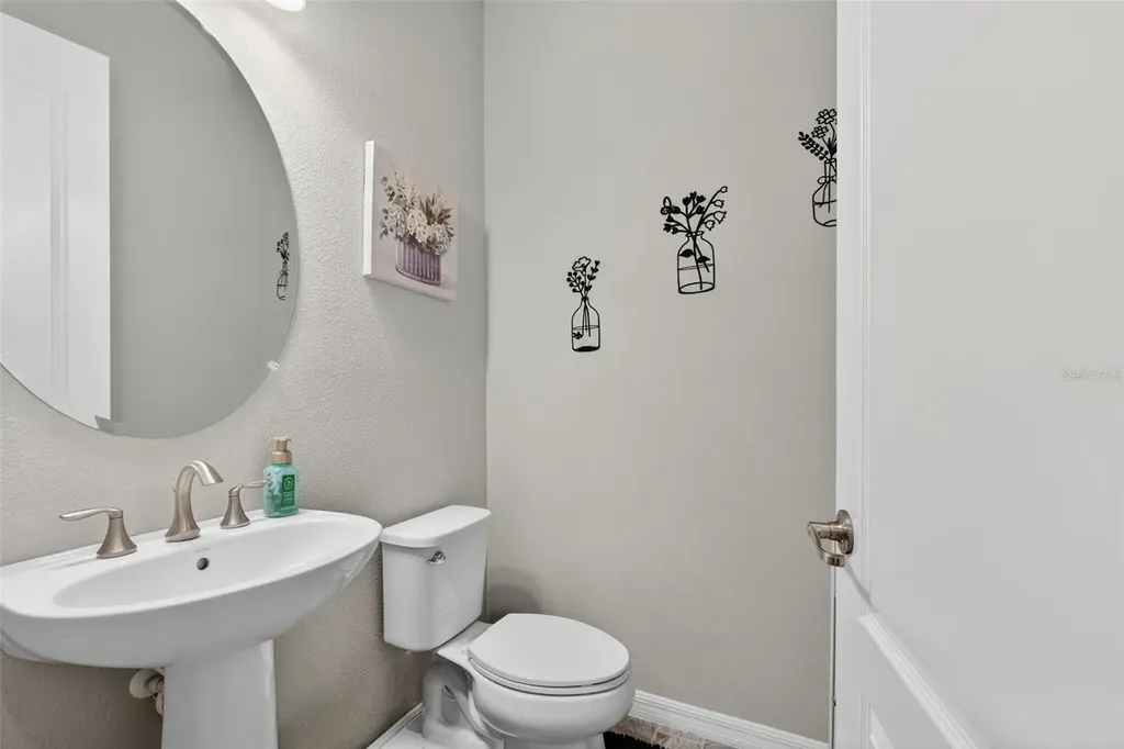 18056 Aero Avenue Land O Lakes FL 34638