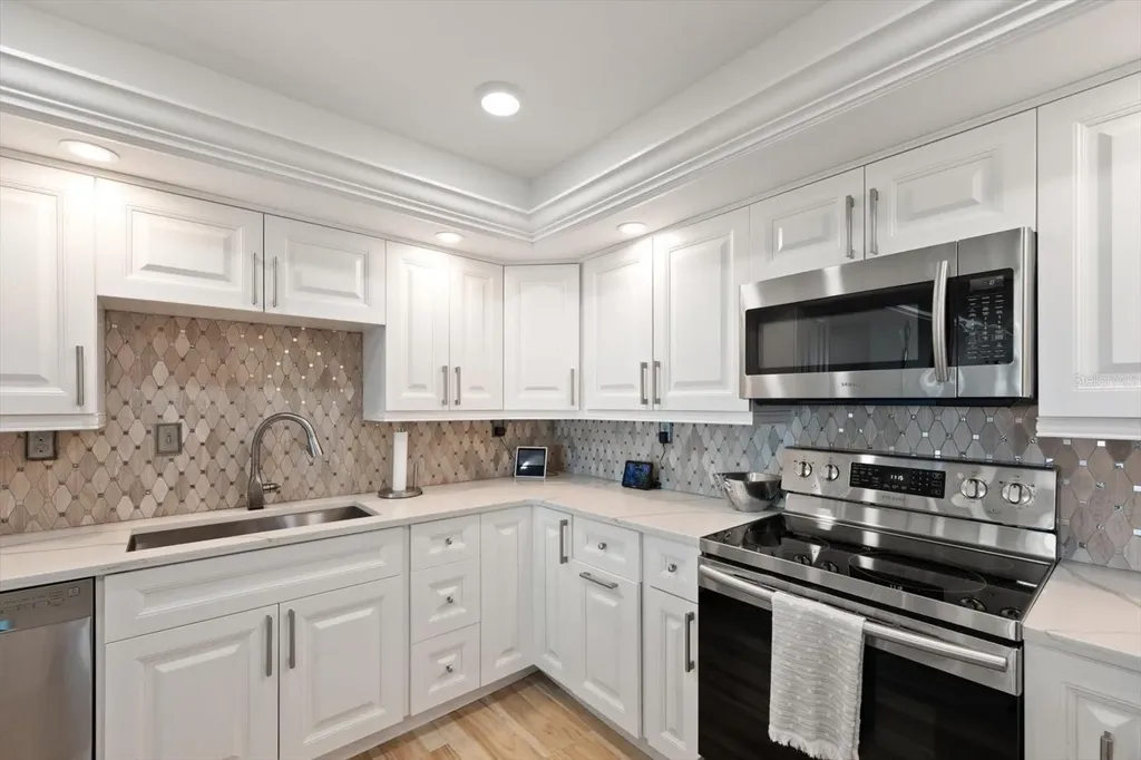 17920 Gulf Boulevard Redington Shores FL 33708