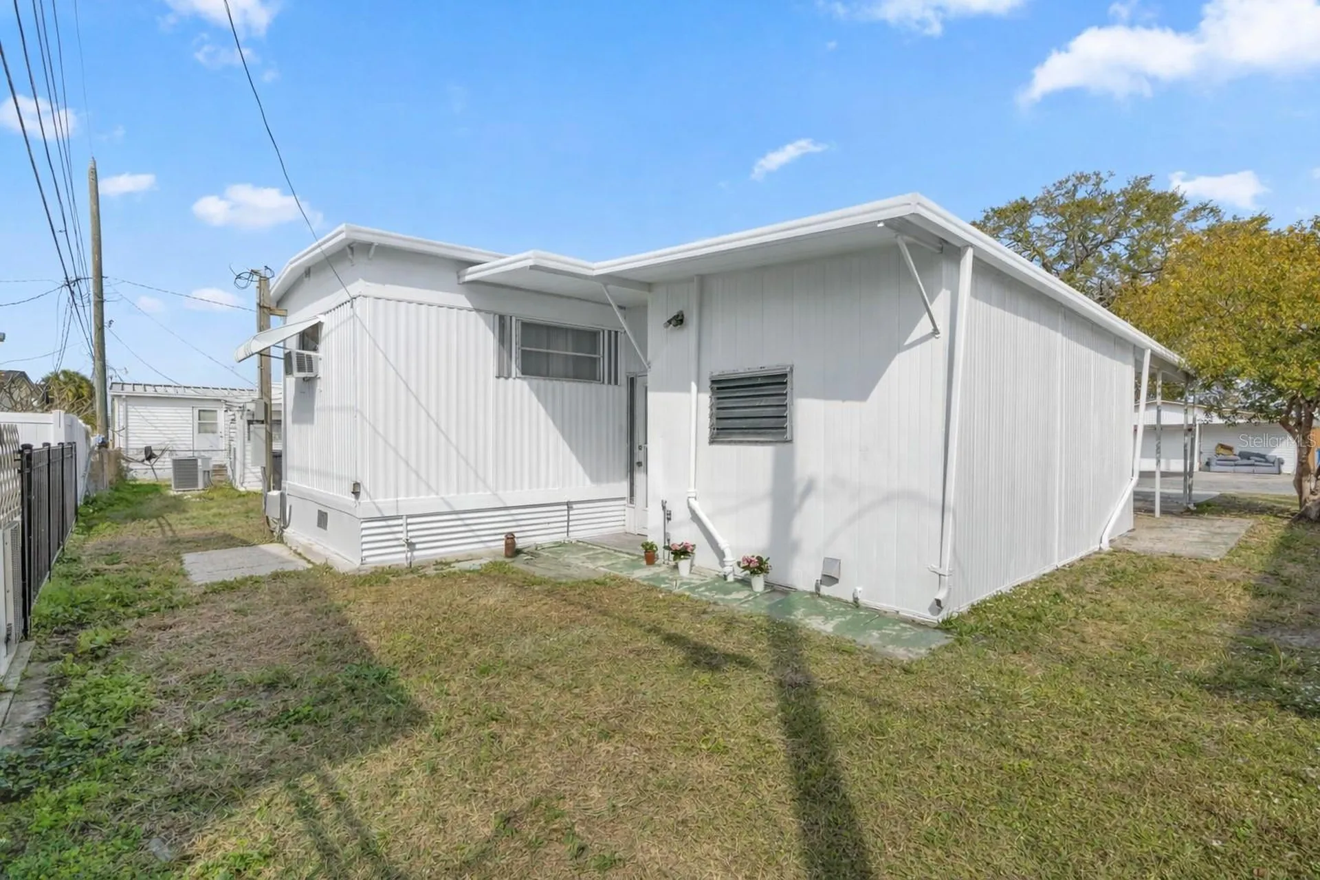 1012 50th Avenue Plaza W Bradenton FL 34207