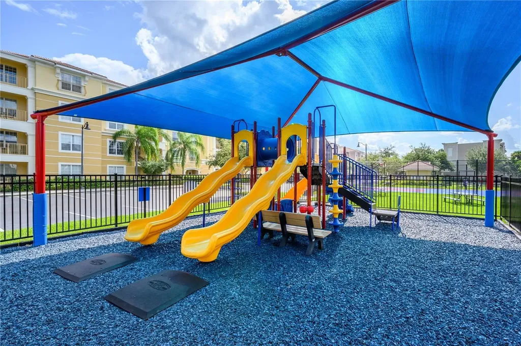 5048 Shoreway Loop Orlando FL 32819