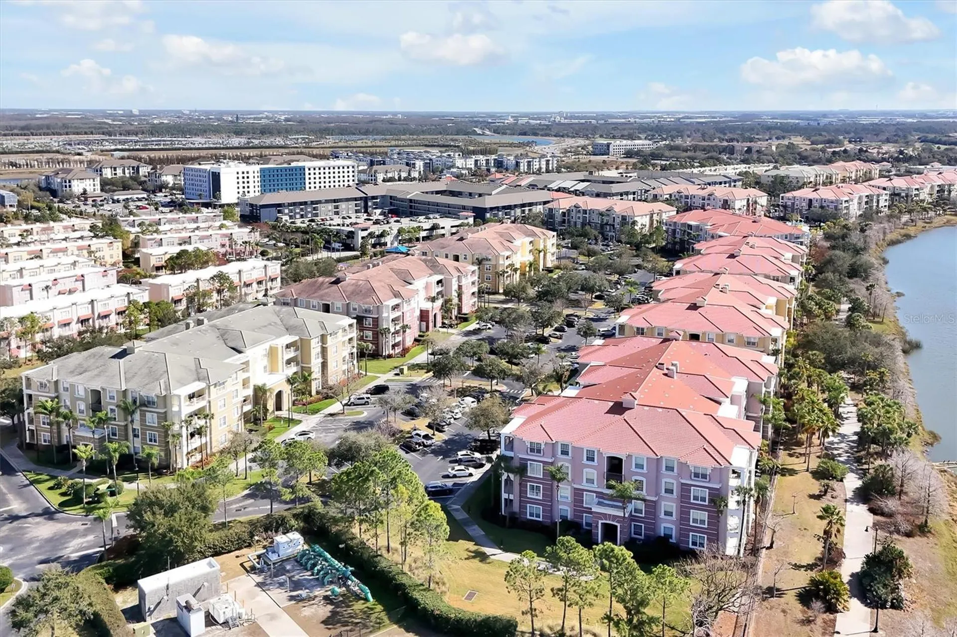 5048 Shoreway Loop Orlando FL 32819