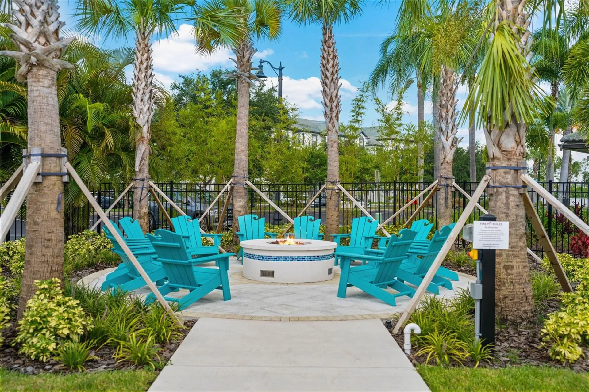 5048 Shoreway Loop Orlando FL 32819