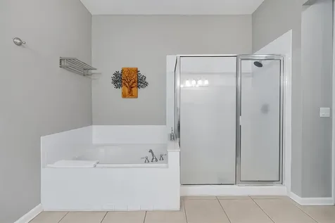 5048 Shoreway Loop Orlando FL 32819