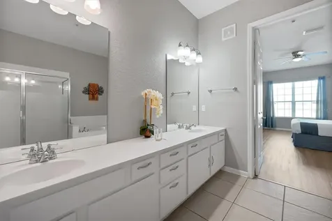 5048 Shoreway Loop Orlando FL 32819