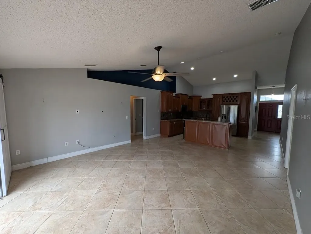 436 Bloomfield Drive Kissimmee FL 34758