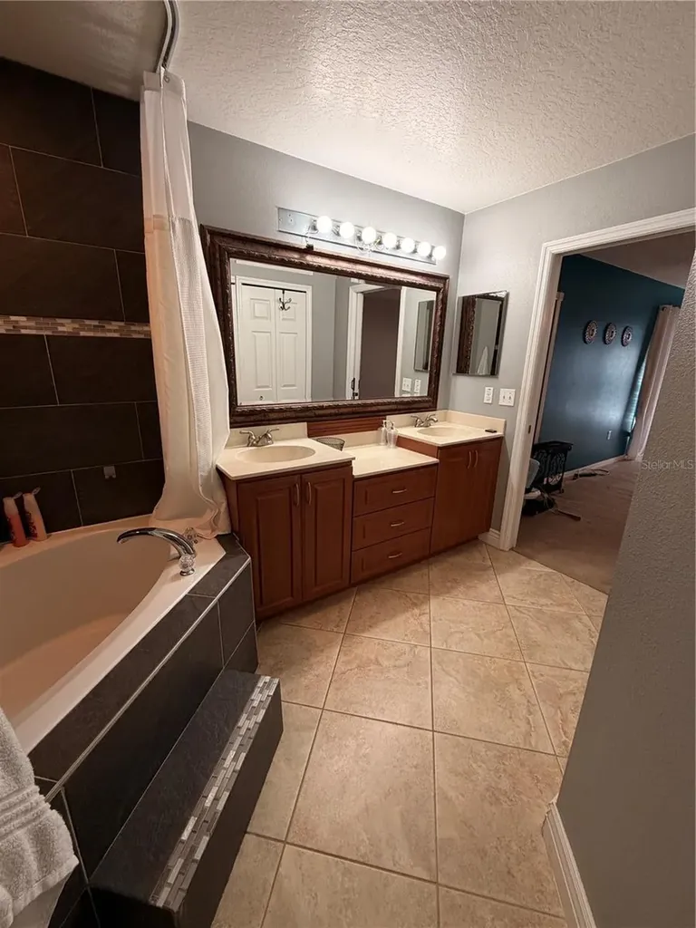 436 Bloomfield Drive Kissimmee FL 34758