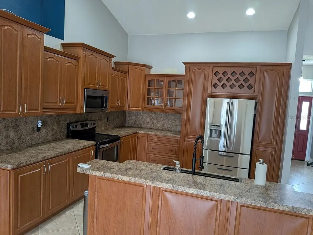 436 Bloomfield Drive Kissimmee FL 34758