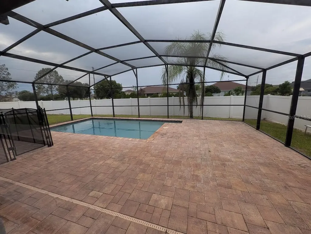 436 Bloomfield Drive Kissimmee FL 34758