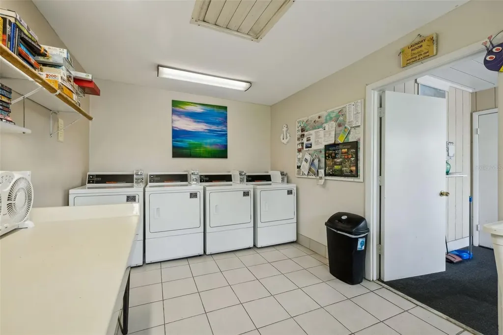 210 River Bend Place Welaka FL 32193