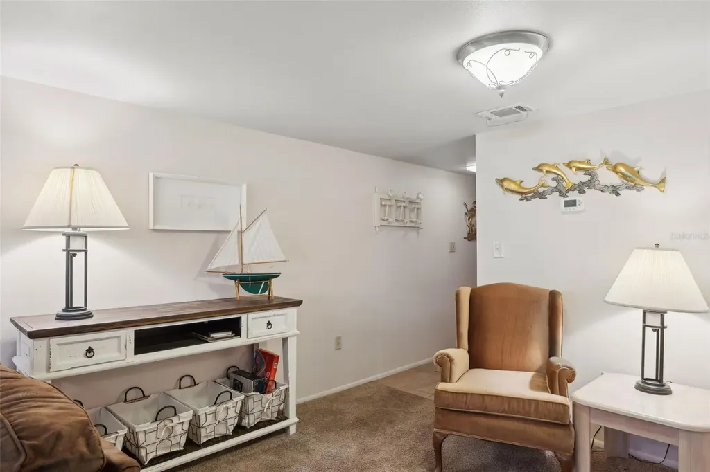 210 River Bend Place Welaka FL 32193