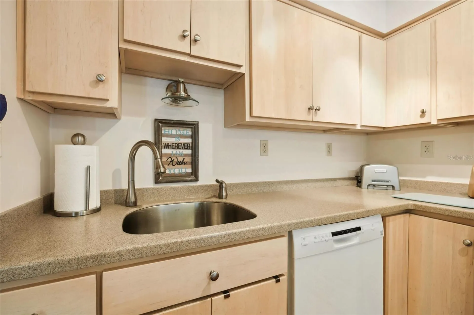 210 River Bend Place Welaka FL 32193