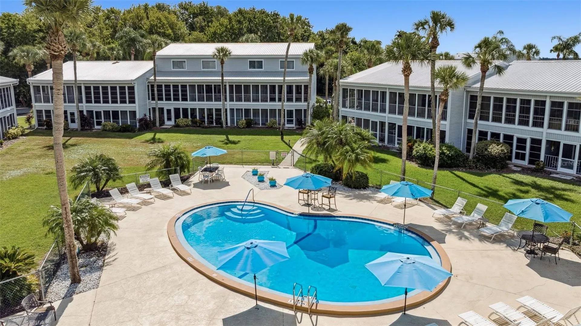 210 River Bend Place Welaka FL 32193