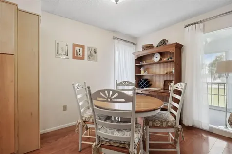 210 River Bend Place Welaka FL 32193