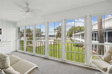 210 River Bend Place Welaka FL 32193