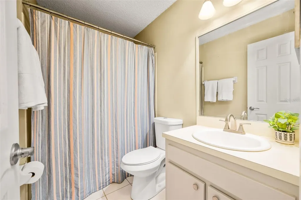 3012 NW 28th Circle Gainesville FL 32605