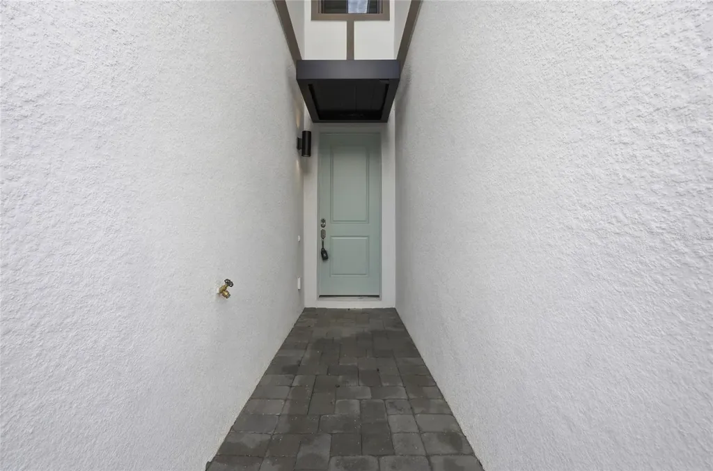 10556 Ebb Tide Lane Orlando FL 32821