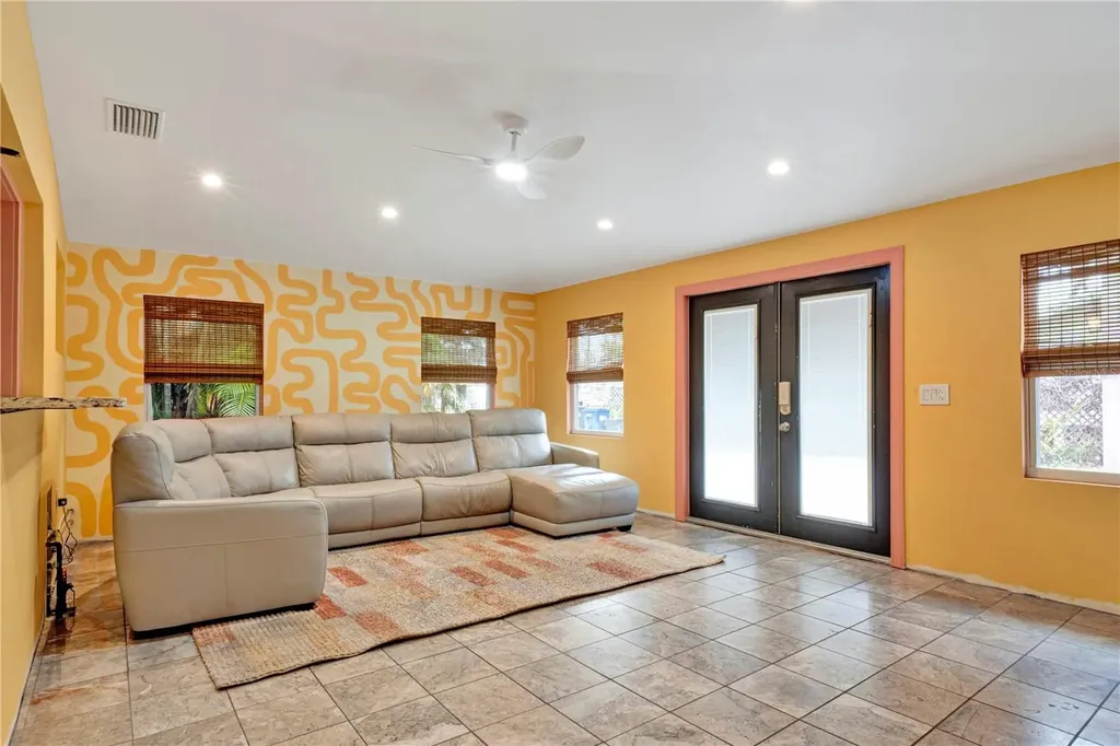 3510 4th Avenue W Bradenton FL 34205