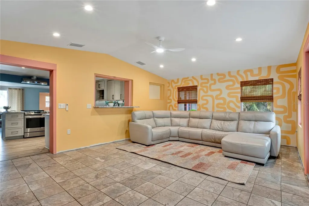 3510 4th Avenue W Bradenton FL 34205