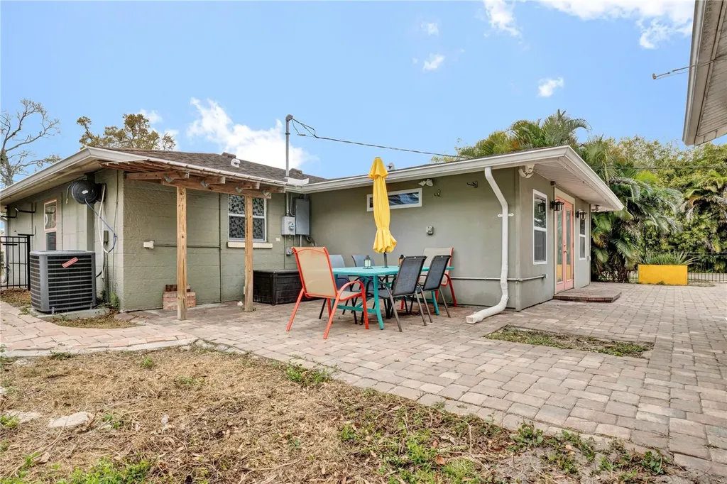 3510 4th Avenue W Bradenton FL 34205