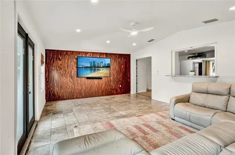 3510 4th Avenue W Bradenton FL 34205