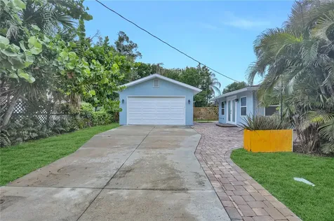 3510 4th Avenue W Bradenton FL 34205