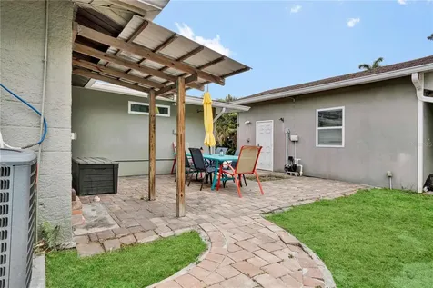 3510 4th Avenue W Bradenton FL 34205