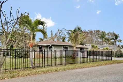 3510 4th Avenue W Bradenton FL 34205