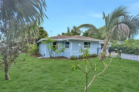 3510 4th Avenue W Bradenton FL 34205