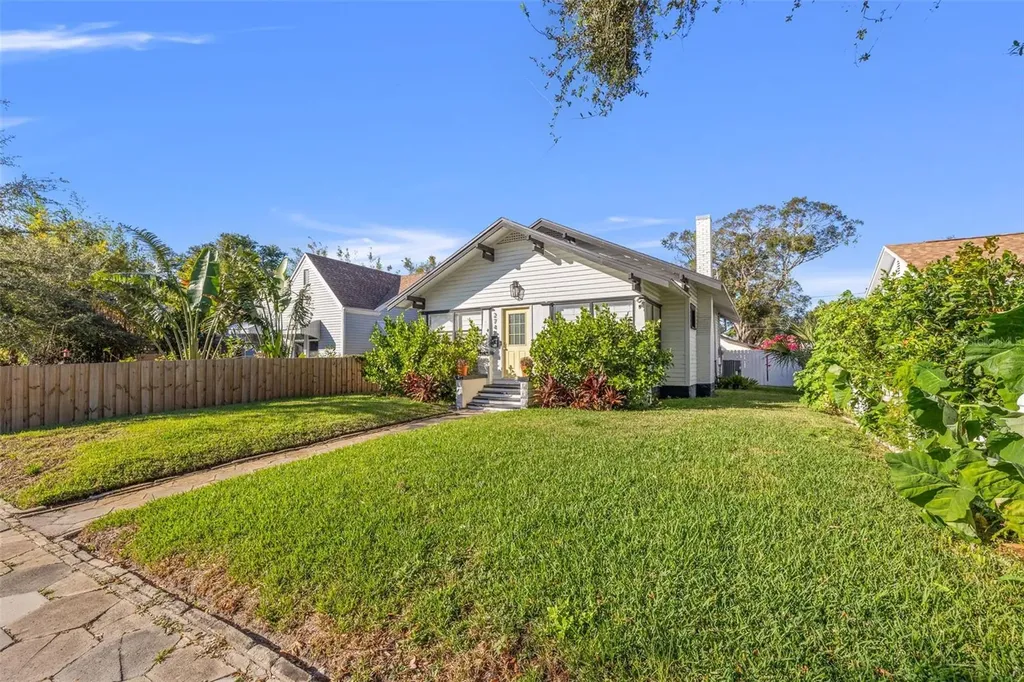 2747 3rd Avenue N St Petersburg FL 33713