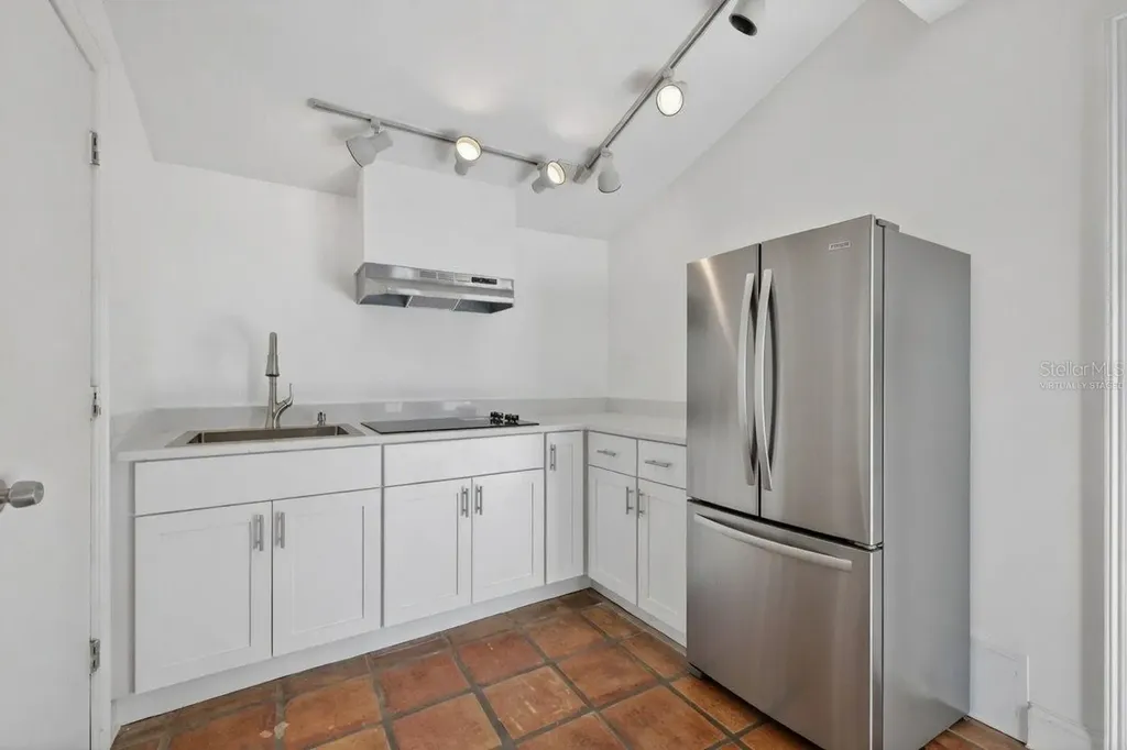 2747 3rd Avenue N St Petersburg FL 33713