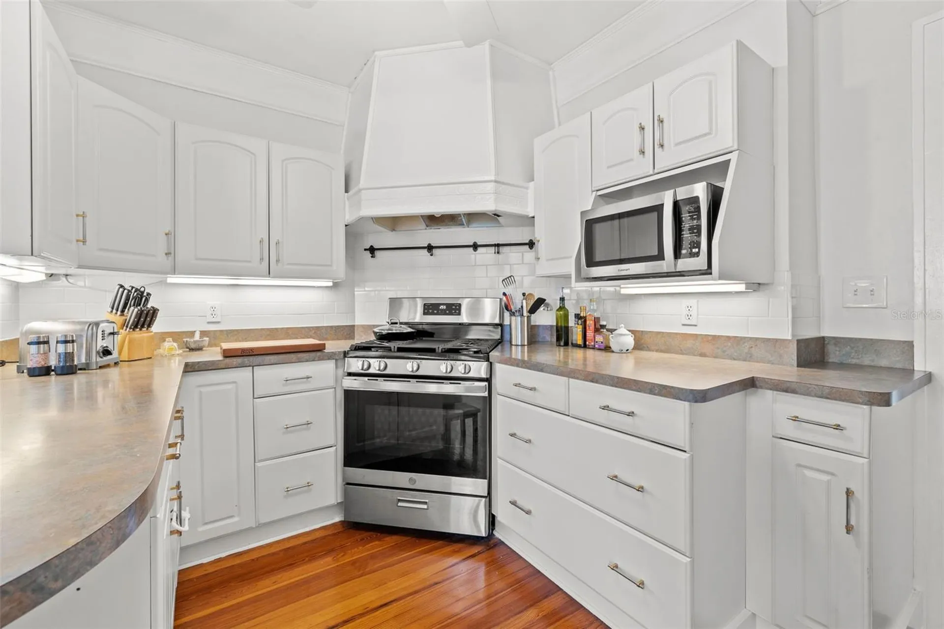 2747 3rd Avenue N St Petersburg FL 33713