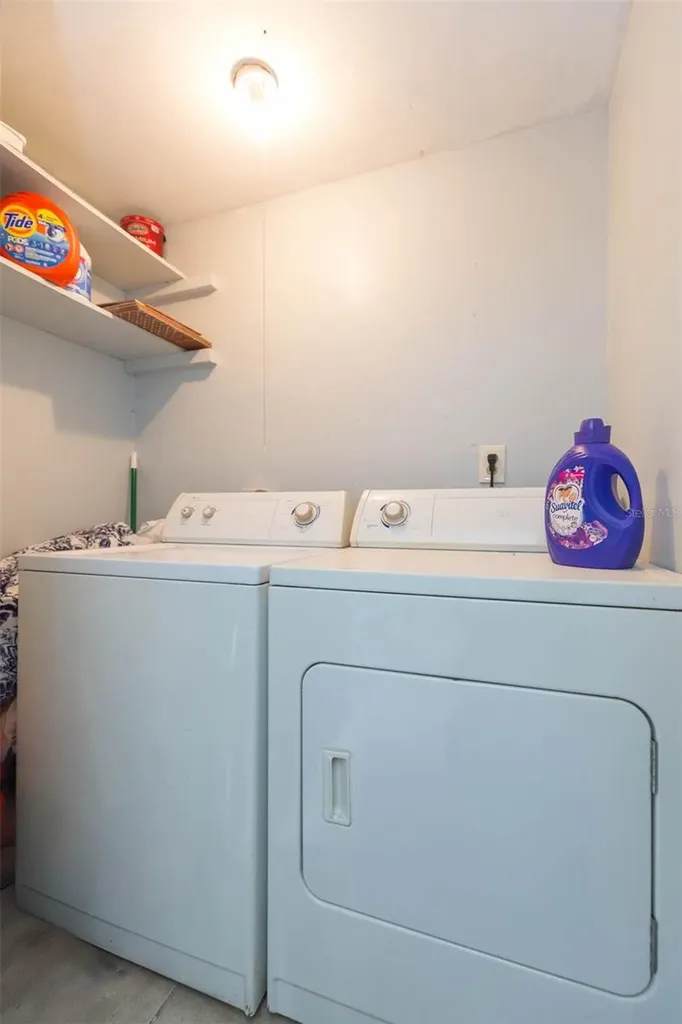 14472 Reuter Strasse Circle Tampa FL 33613