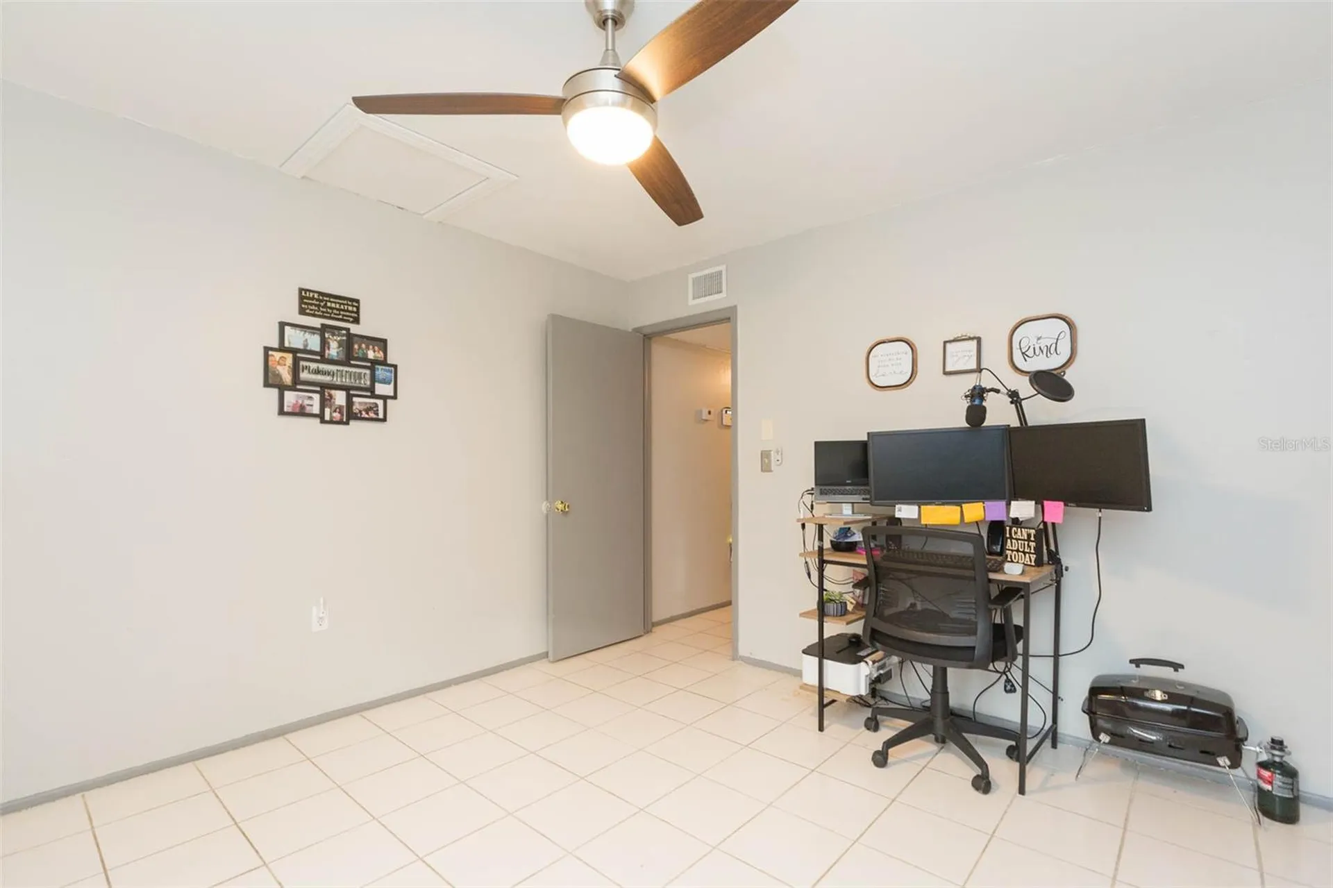14472 Reuter Strasse Circle Tampa FL 33613