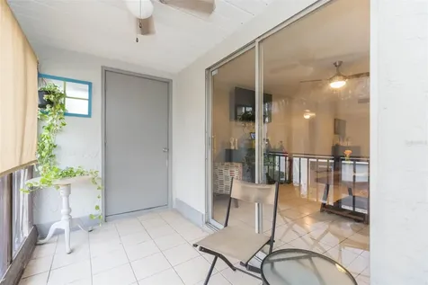 14472 Reuter Strasse Circle Tampa FL 33613
