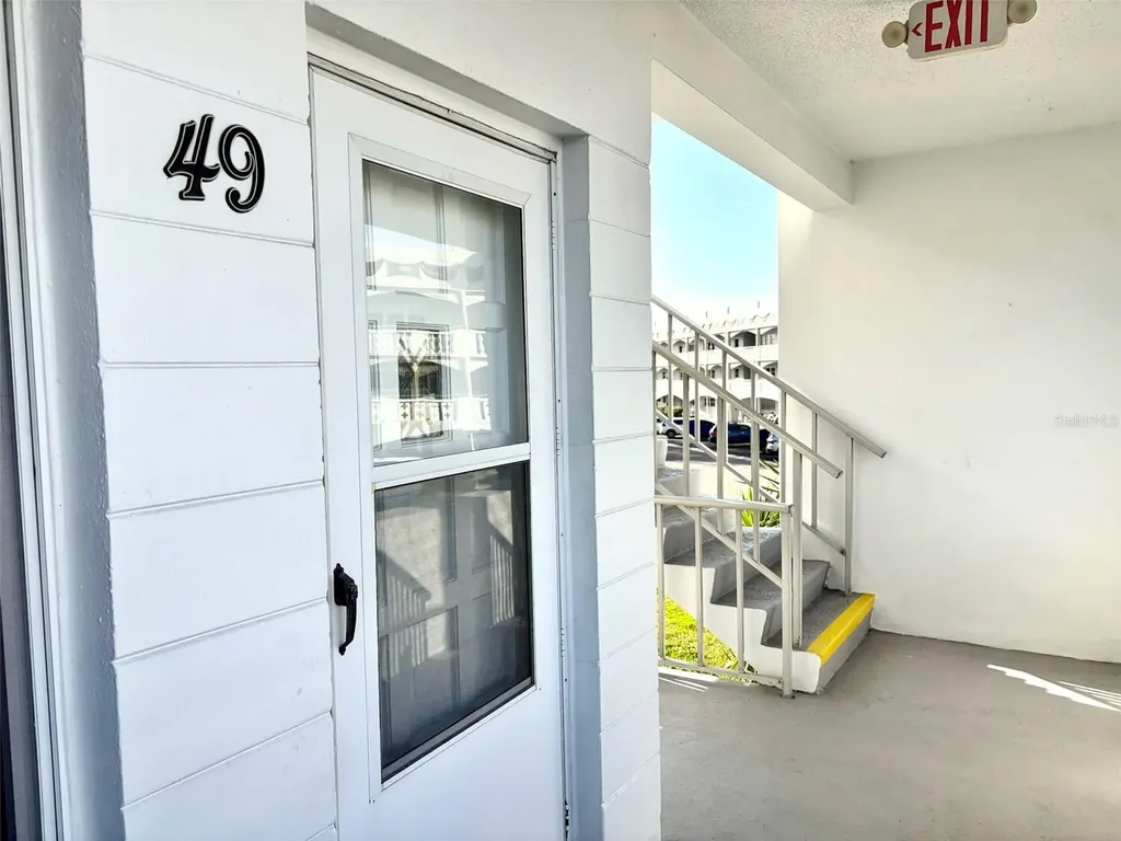 2469 Franciscan Drive Clearwater FL 33763
