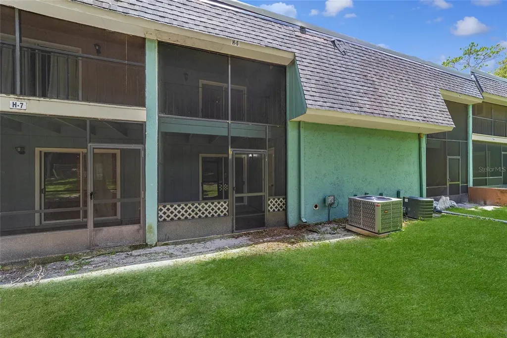 501 SW 75th Street Gainesville FL 32607