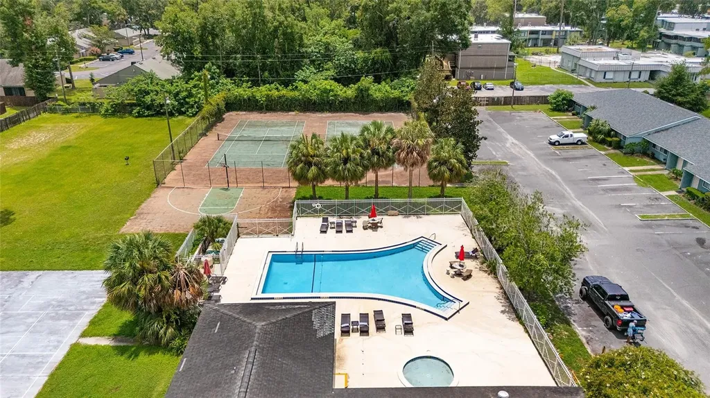 501 SW 75th Street Gainesville FL 32607