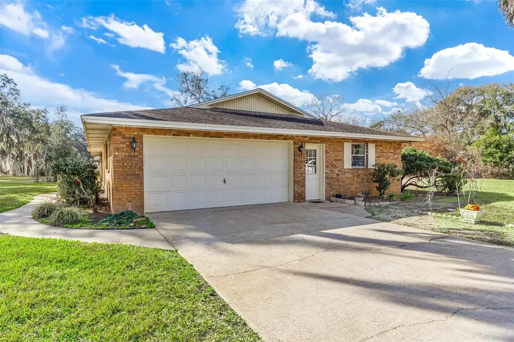 1500 Spanish Avenue Leesburg FL 34748