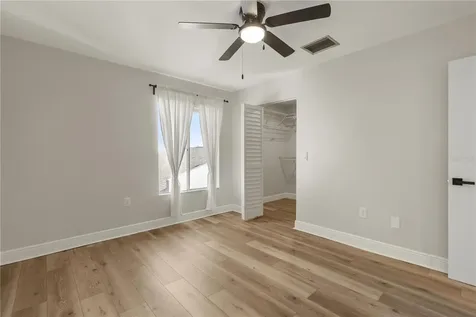 3848 N Lake Drive Tampa FL 33614