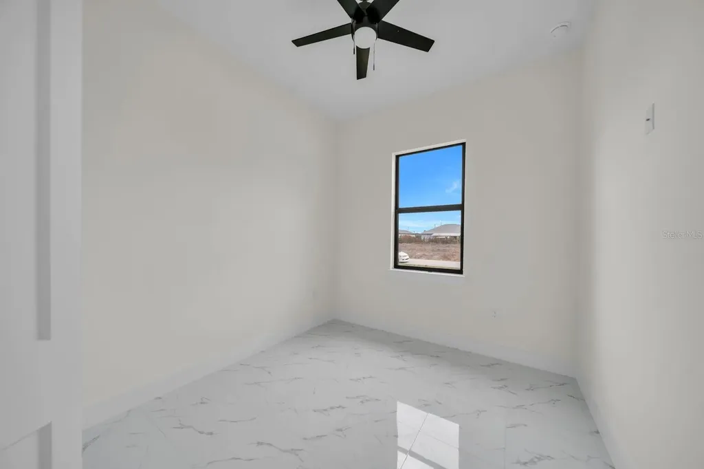 4003 10th Street SW Lehigh Acres FL 33976