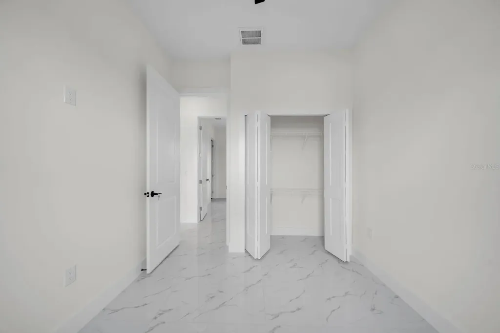 4003 10th Street SW Lehigh Acres FL 33976