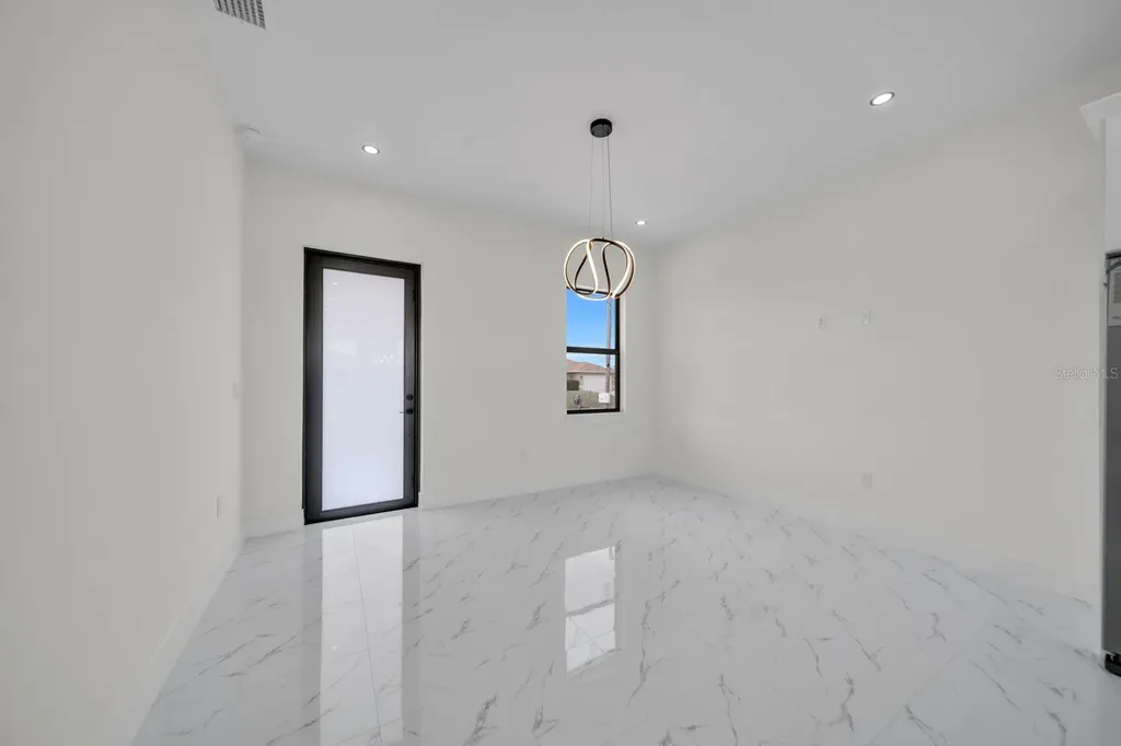 4003 10th Street SW Lehigh Acres FL 33976