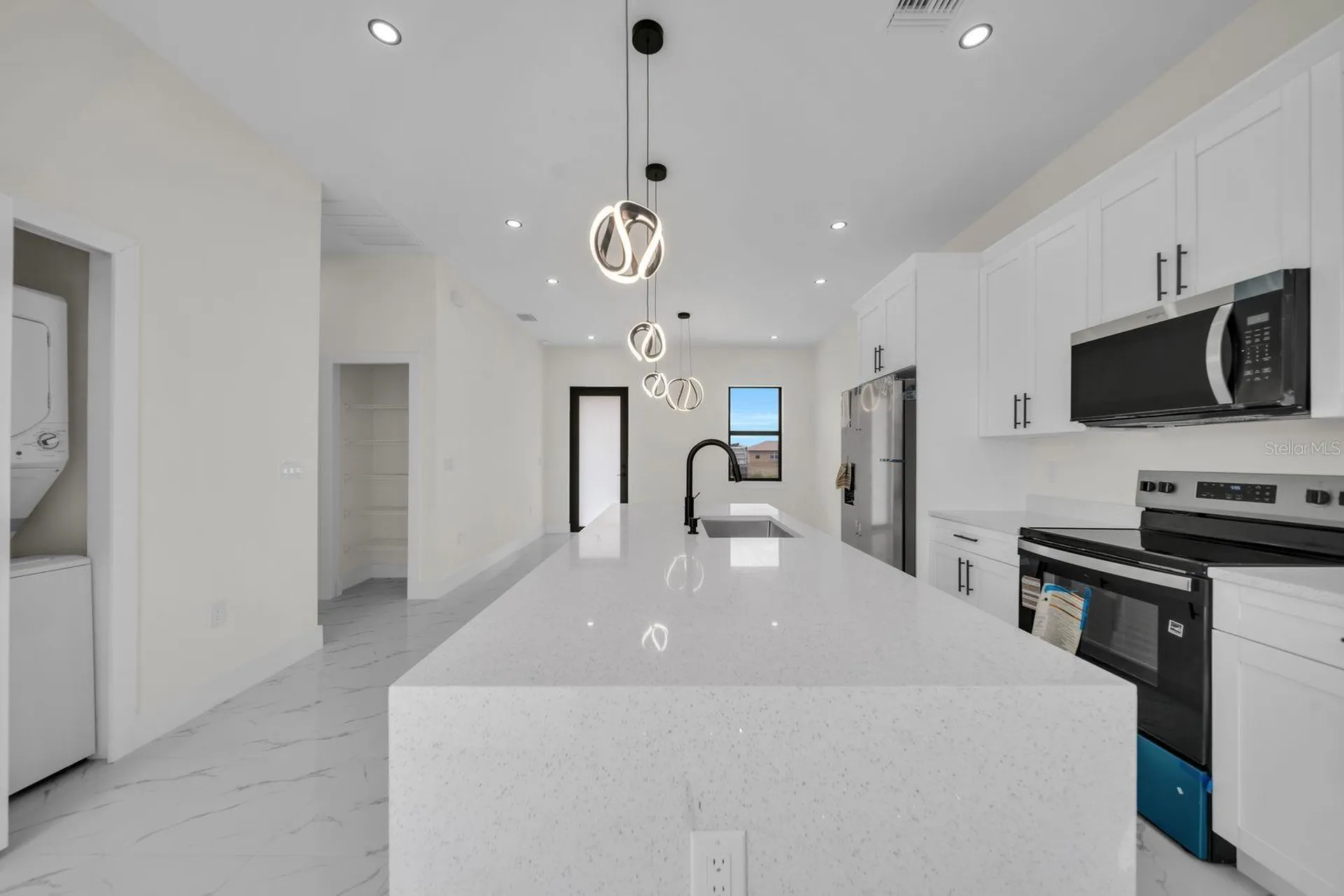 4003 10th Street SW Lehigh Acres FL 33976