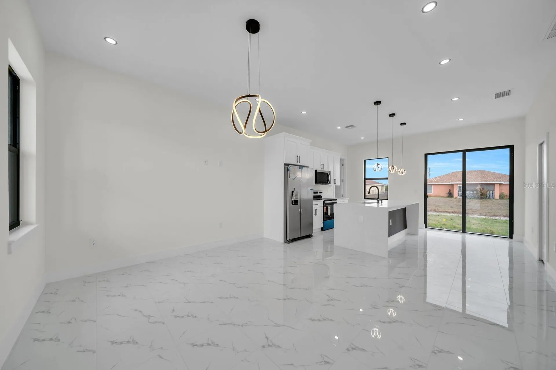 4003 10th Street SW Lehigh Acres FL 33976