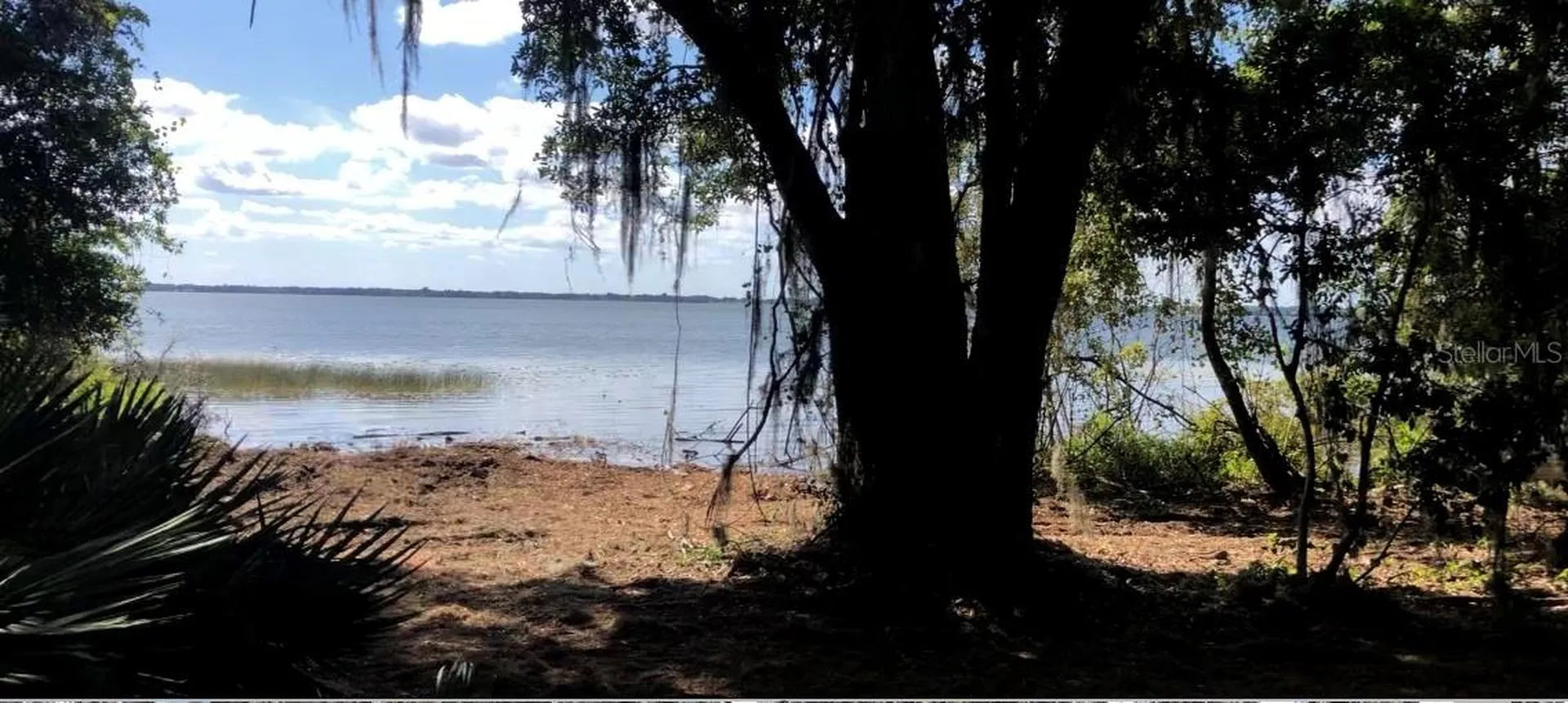 Lake Reedy Boulevard N Frostproof FL 33843