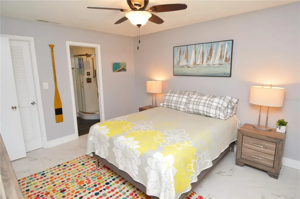 5245 Coquina Key Drive SE St Petersburg FL 33705