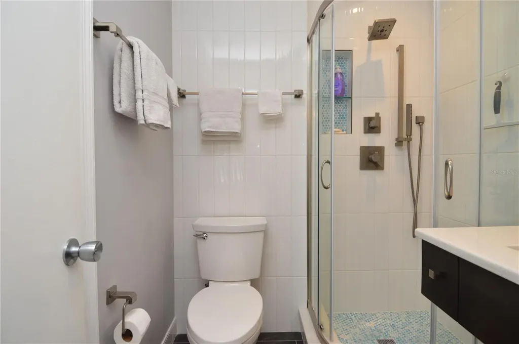 5245 Coquina Key Drive SE St Petersburg FL 33705