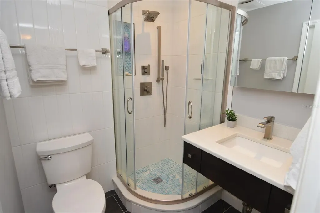5245 Coquina Key Drive SE St Petersburg FL 33705