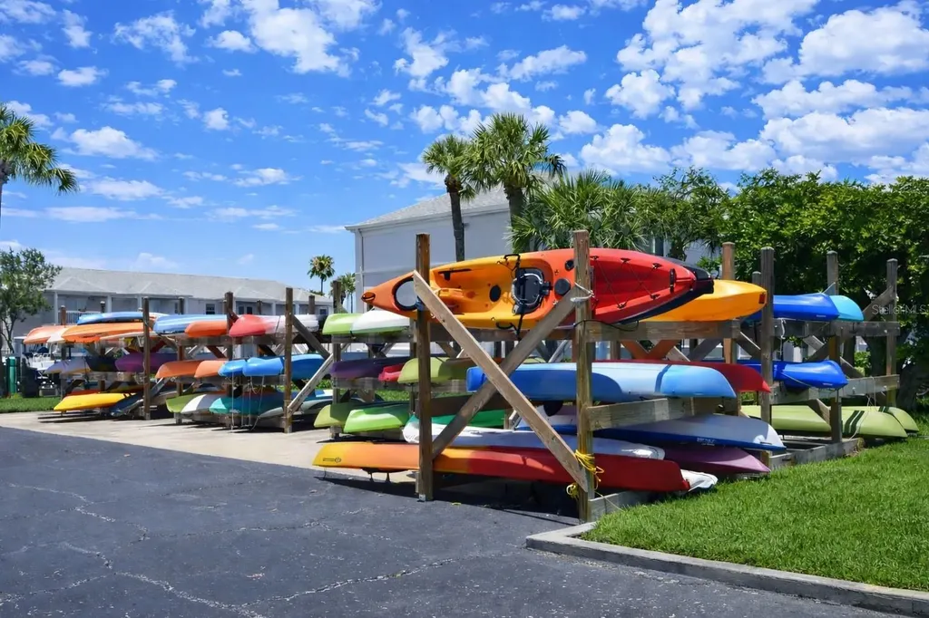 5245 Coquina Key Drive SE St Petersburg FL 33705