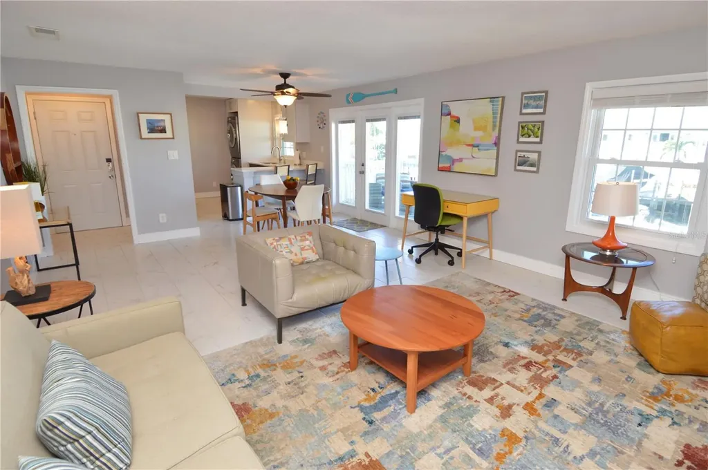 5245 Coquina Key Drive SE St Petersburg FL 33705